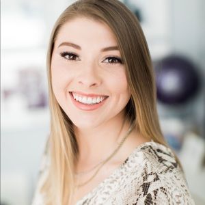 Meet your Posher, Camille